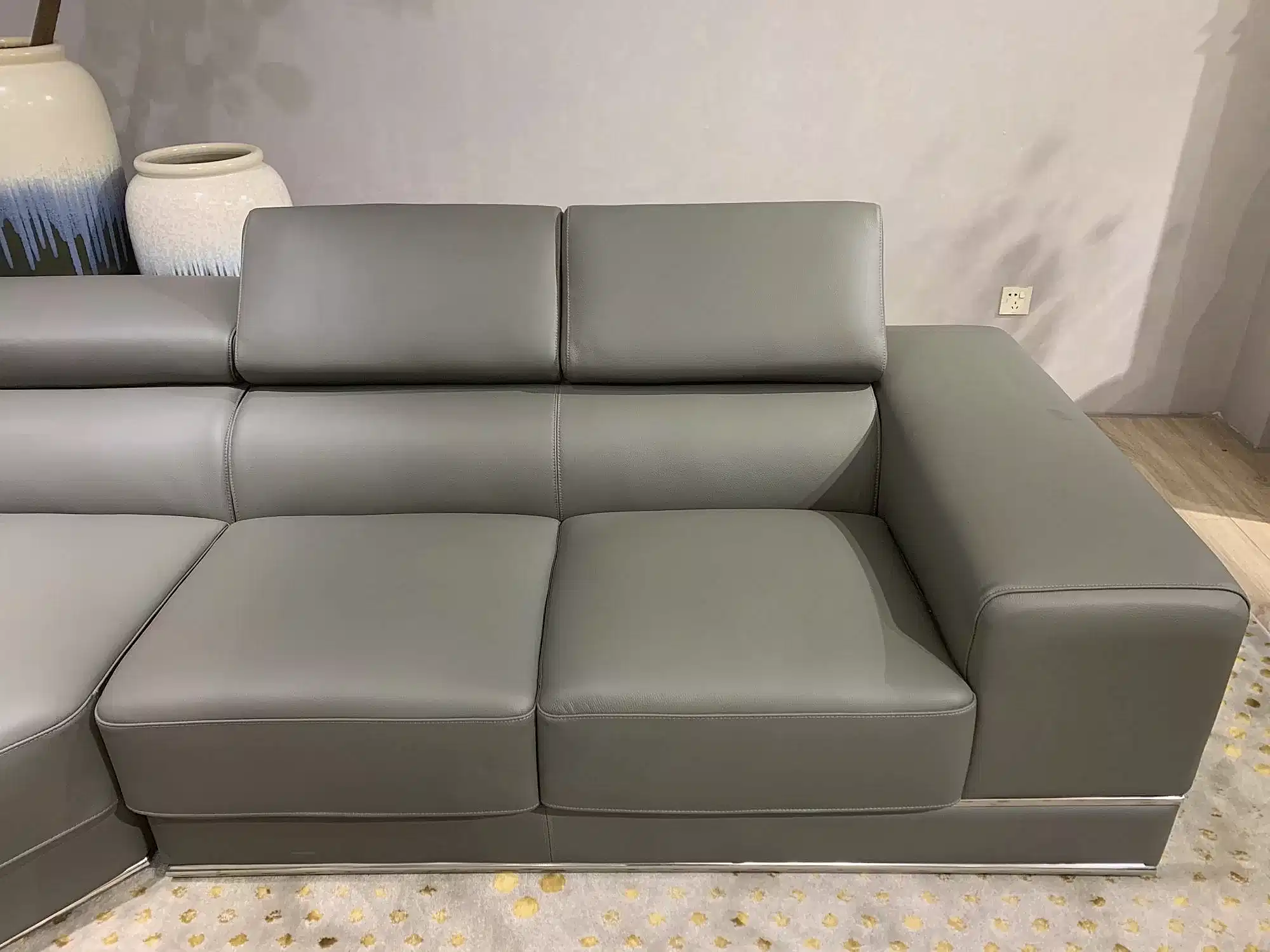 moderno living sofa